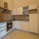 Apartment Vanda *