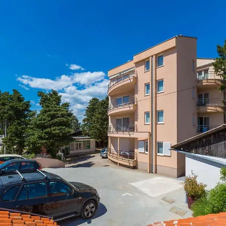 Vanda Apartament *