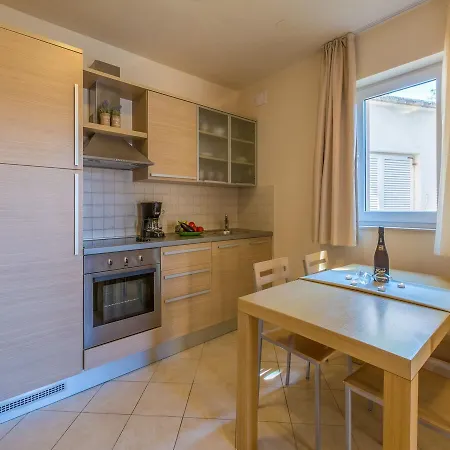 Vanda Apartment Selce