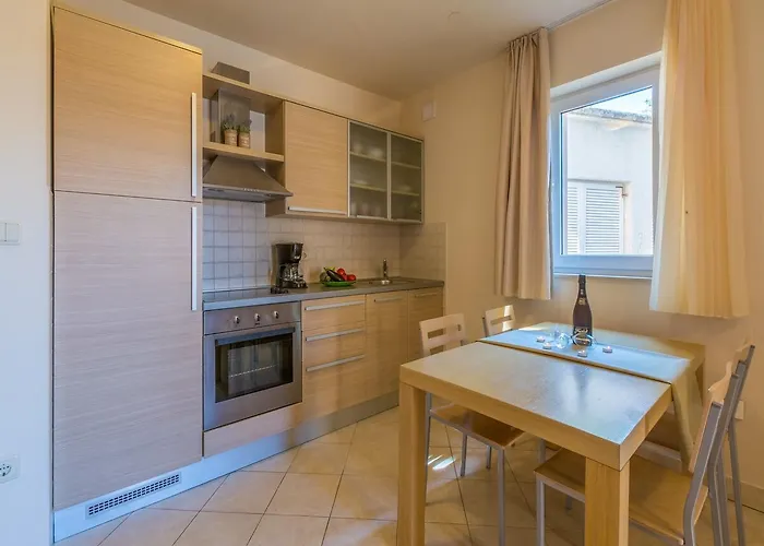 Vanda Apartament Selce